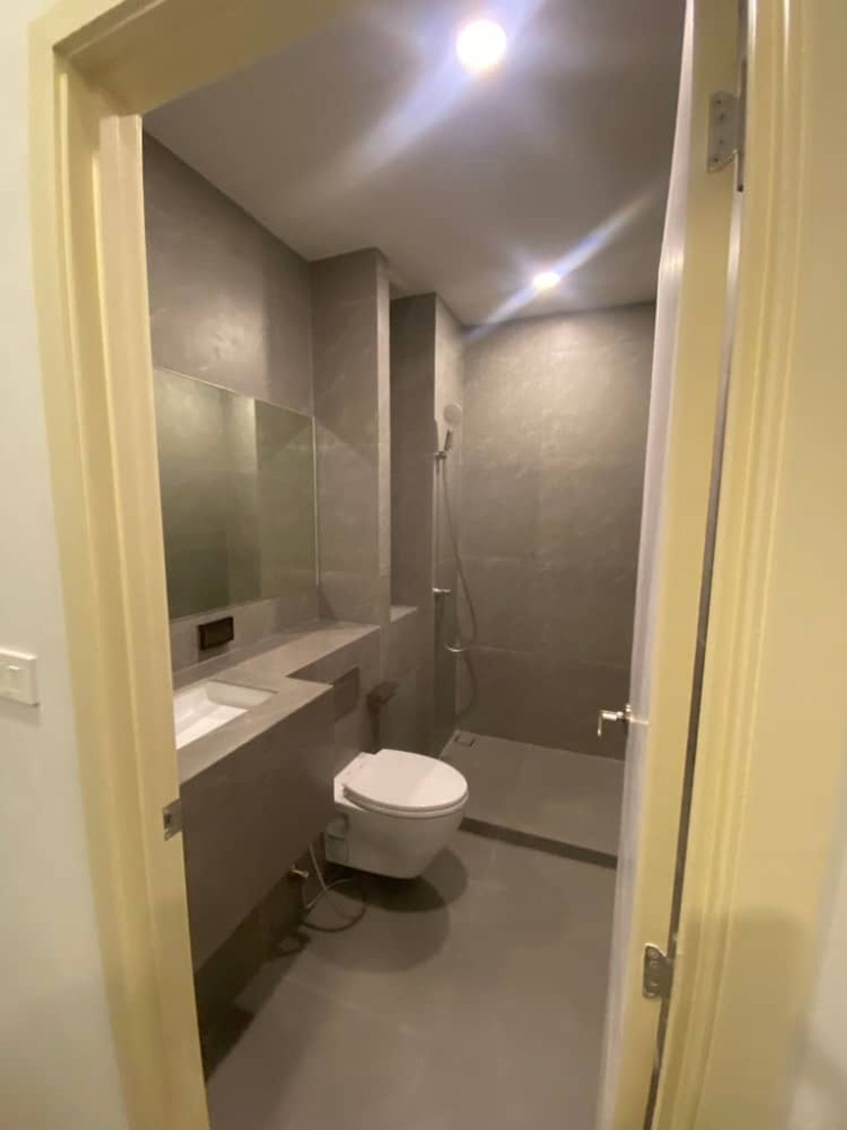 For SaleCondoNawamin, Ramindra : Urgent sale 📍 The Origin Plug & Play Ramintra 📍 Convenient transportation next to the pink line (PS60927)