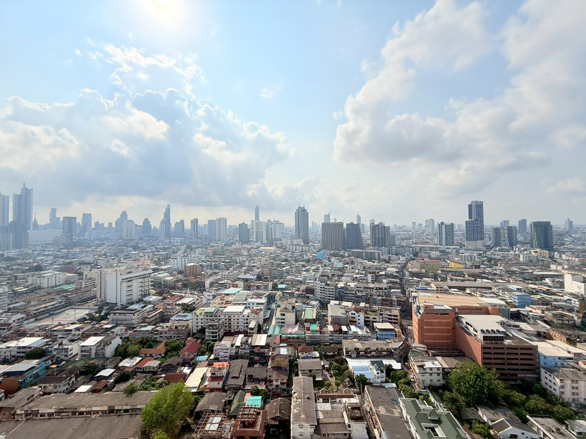 ให้เช่าคอนโดวงเวียนใหญ่ เจริญนคร : ศุภาลัย ลอฟท์ ประชาธิปก-วงเวียนใหญ่ ให้เช่าคอนโด 3 ห้องนอน ติดกับ TSI International School