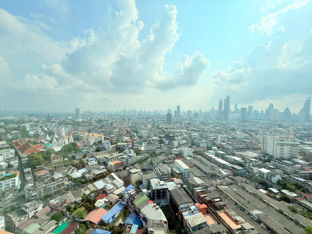 ให้เช่าคอนโดวงเวียนใหญ่ เจริญนคร : ศุภาลัย ลอฟท์ ประชาธิปก-วงเวียนใหญ่ ให้เช่าคอนโด 3 ห้องนอน ติดกับ TSI International School