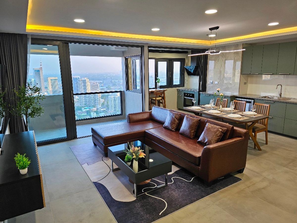 ขายคอนโดสุขุมวิท อโศก ทองหล่อ : LTH12085 – Waterford Diamond Sukhumvit 30/1 FOR SALE Size 146.5 sqm. 3 beds 3 baths Near BTS Phrom Phong Station ONLY 25 MB