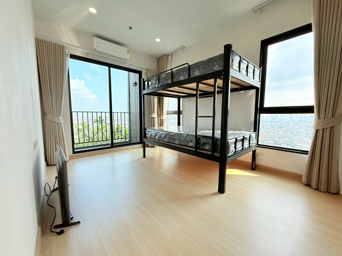 ให้เช่าคอนโดวงเวียนใหญ่ เจริญนคร : ศุภาลัย ลอฟท์ ประชาธิปก-วงเวียนใหญ่ ให้เช่าคอนโด 3 ห้องนอน ติดกับ TSI International School