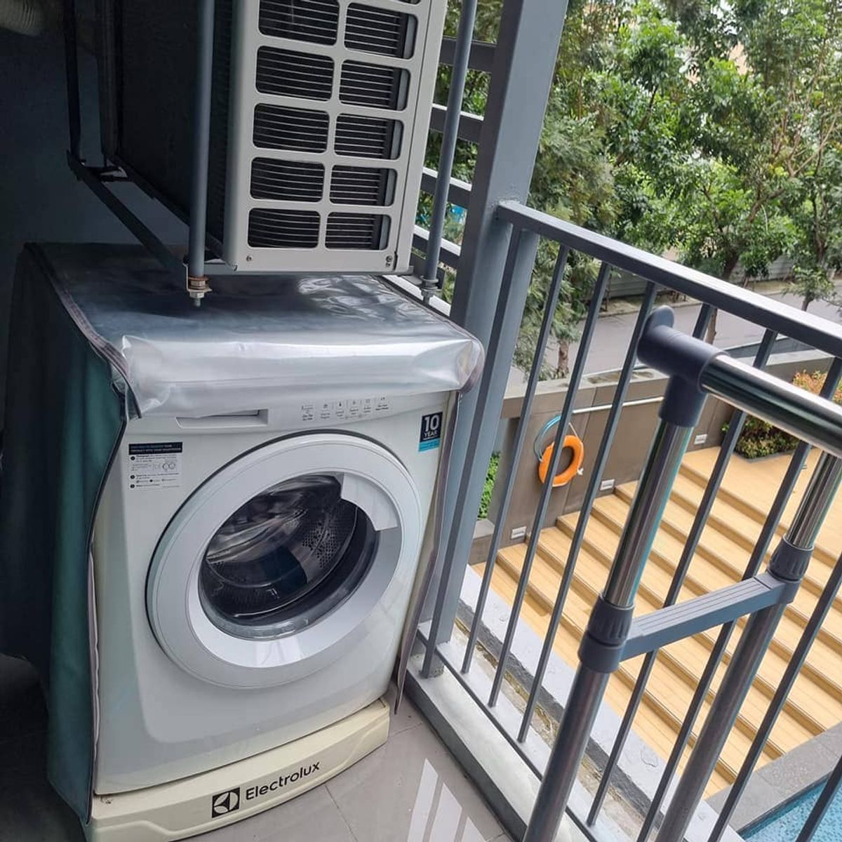 For SaleCondoBangna, Bearing, Lasalle : Urgent sale ✨ Aspen Lasally ✨ View of the corner room furniture (PS63672)