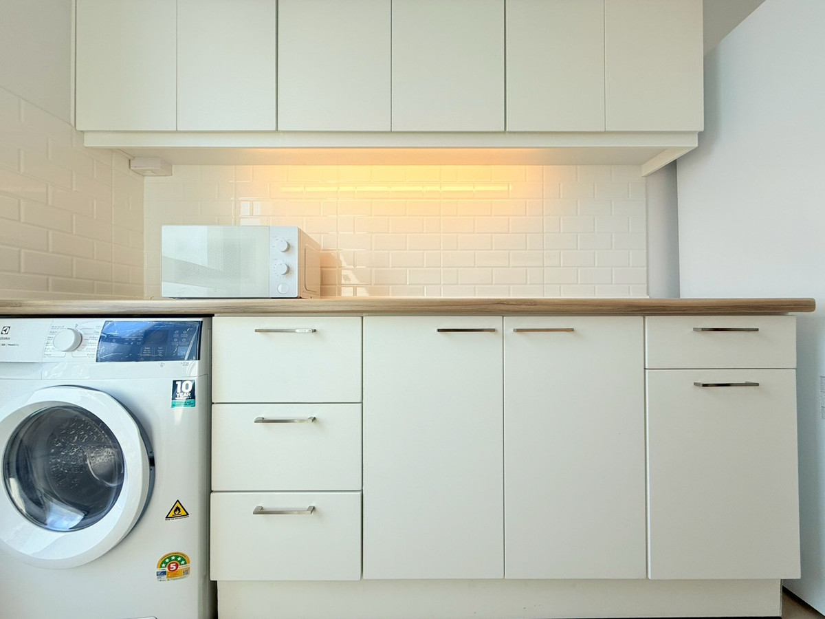 ให้เช่าคอนโดวงเวียนใหญ่ เจริญนคร : ศุภาลัย ลอฟท์ ประชาธิปก-วงเวียนใหญ่ ให้เช่าคอนโด 3 ห้องนอน ติดกับ TSI International School