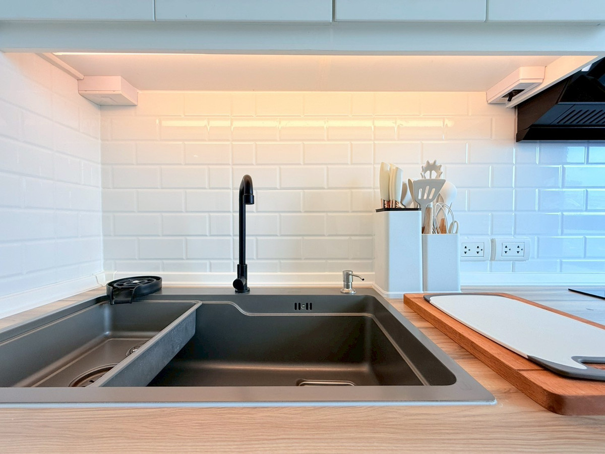 ให้เช่าคอนโดวงเวียนใหญ่ เจริญนคร : ศุภาลัย ลอฟท์ ประชาธิปก-วงเวียนใหญ่ ให้เช่าคอนโด 3 ห้องนอน ติดกับ TSI International School