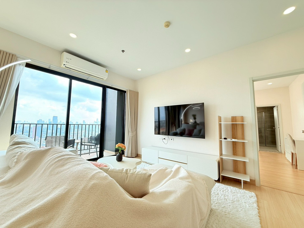 ให้เช่าคอนโดวงเวียนใหญ่ เจริญนคร : ศุภาลัย ลอฟท์ ประชาธิปก-วงเวียนใหญ่ ให้เช่าคอนโด 3 ห้องนอน ติดกับ TSI International School