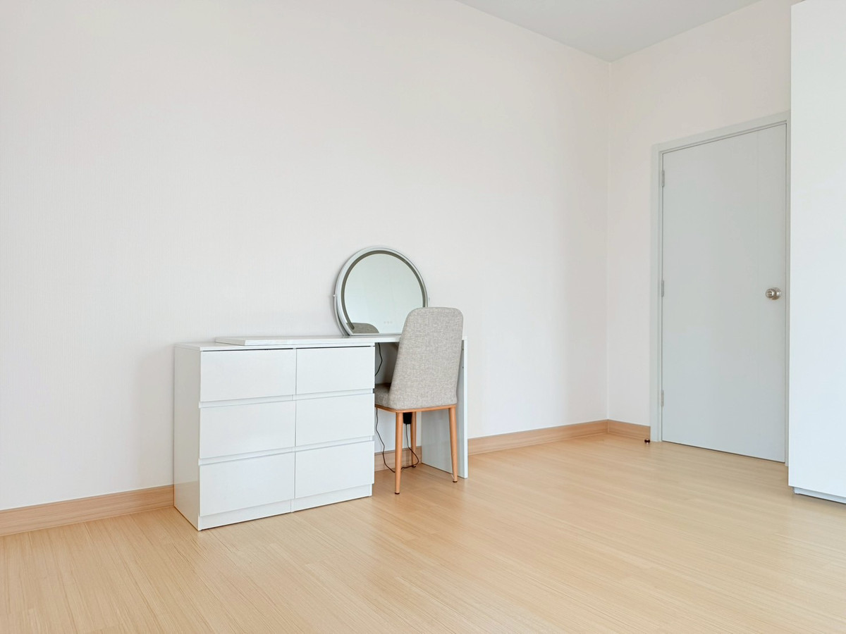 ให้เช่าคอนโดวงเวียนใหญ่ เจริญนคร : ศุภาลัย ลอฟท์ ประชาธิปก-วงเวียนใหญ่ ให้เช่าคอนโด 3 ห้องนอน ติดกับ TSI International School