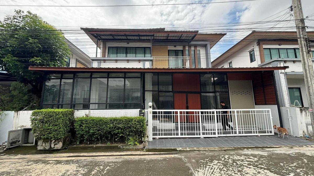 For SaleHouseLadkrabang, Suwannaphum Airport : Selling with the rental YIELD 10% higher than buying a condo. Land every year Krungthep Kreetha Zone