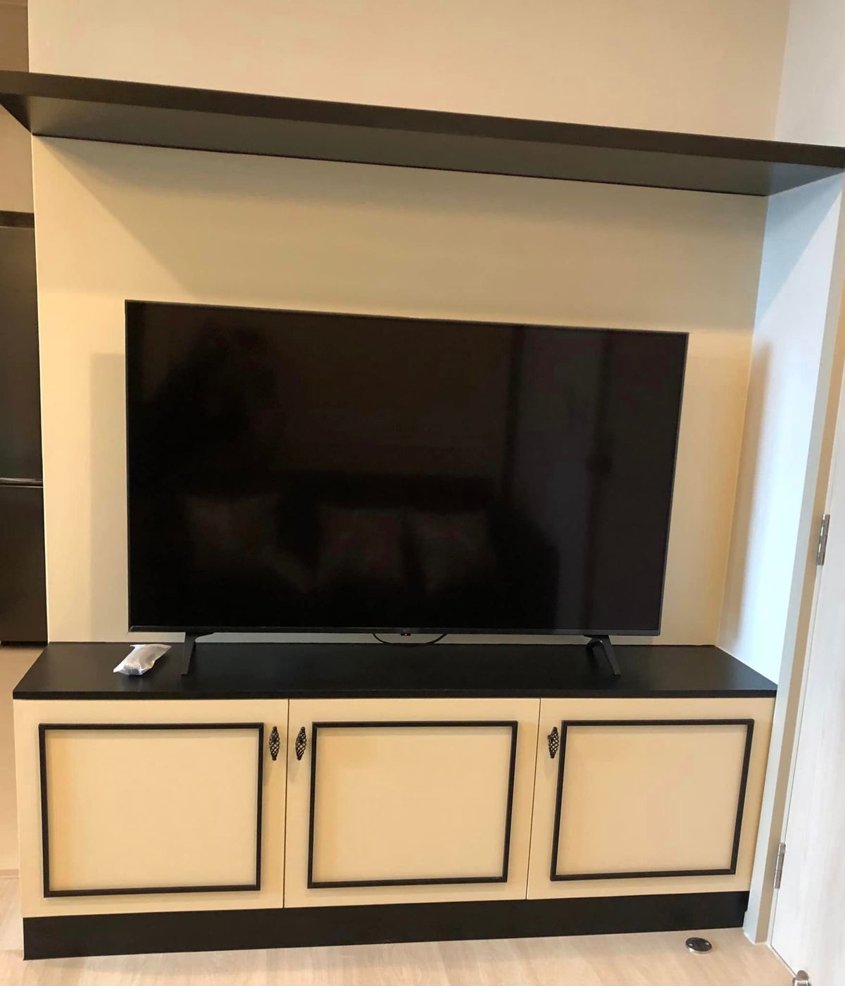 ให้เช่าคอนโดวิทยุ ชิดลม หลังสวน : Life One Wireless【𝐑𝐄𝐍𝐓】🔥ความอบอุ่นที่มาพร้อมกับความโมเดิร์น สะดวกสบาย บิ้วอินครบ ฟังก์ชันลงตัว🔥 ติดต่อไลน์ไอดี: @hacondo