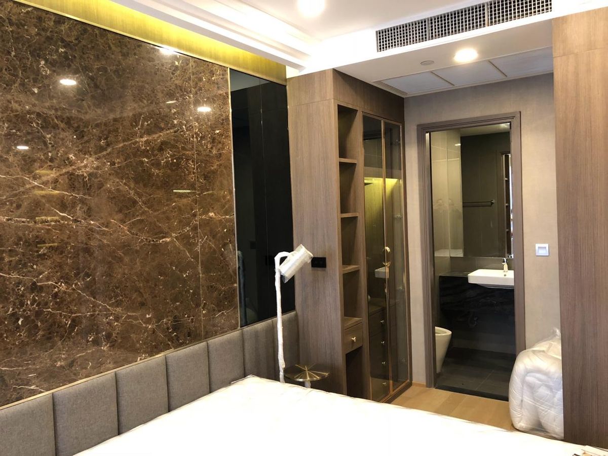 CondoSiam Paragon ,Chulalongkorn,Samyan : Ashton Chula Silom【𝐒𝐄𝐋𝐋 & 𝐑𝐄𝐍𝐓】🔥Modern design, simple, elegant, neat built-in, airy, comfortable for the eyes from every angle🔥 Contact Line ID: @hacondo