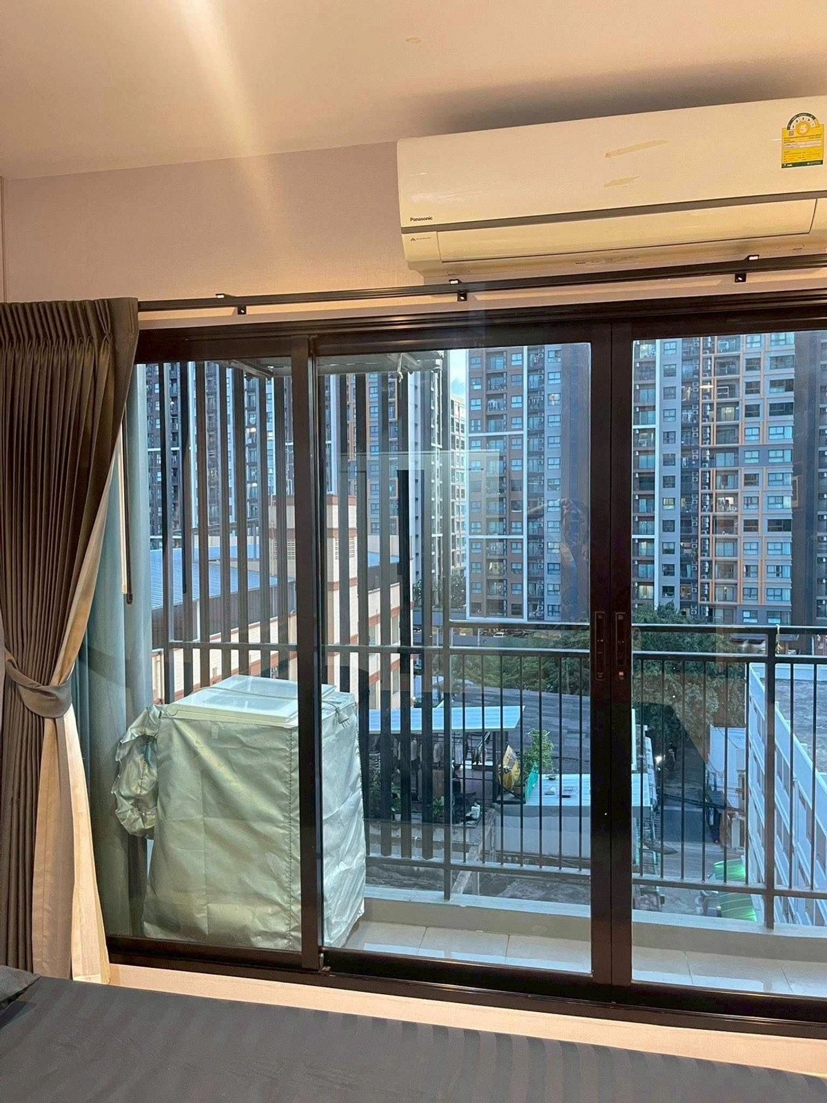 ให้เช่าคอนโดปิ่นเกล้า จรัญสนิทวงศ์ : 🔥ให้เช่า ธนา แอสโทเรีย🔥mrt บางยี่ขัน 250m🚆