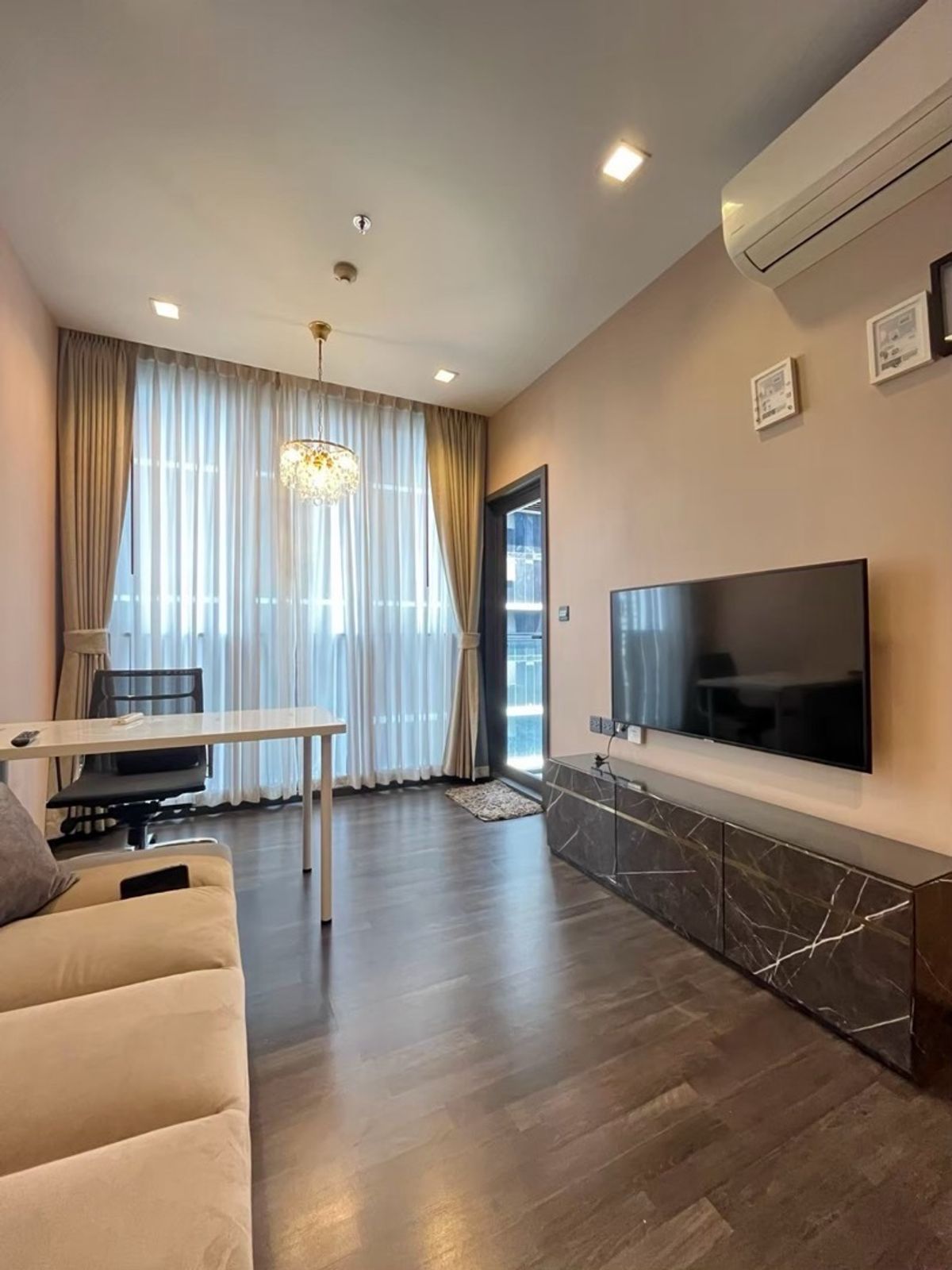 ให้เช่าคอนโดพระราม 9 เพชรบุรีตัดใหม่ RCA : ว่าง🔥🔥The line asoke-ratchada 1bedroom 1bathroom 35sq.m. ห้องสวย สะอาด พร้อมเข้าอยู่ (ยินดีต่อรอง)🙏🙏🙏