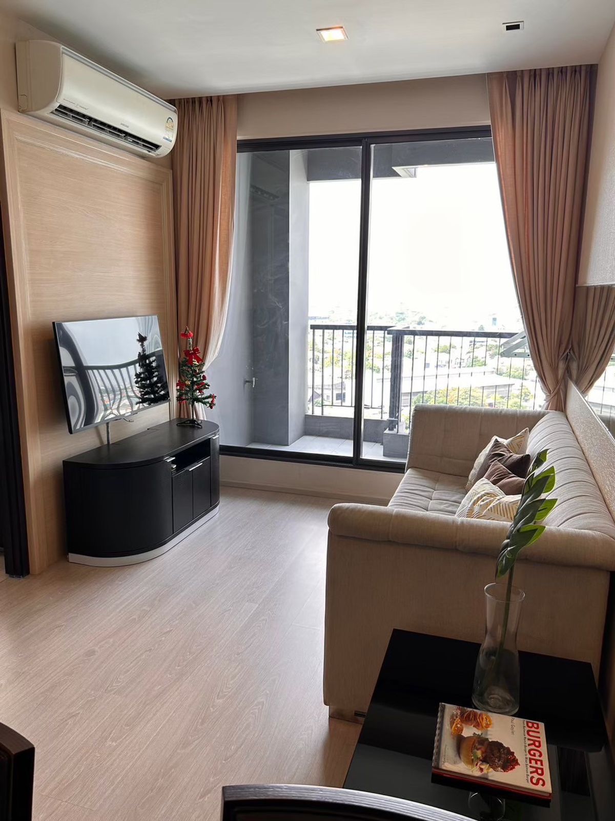 For SaleCondoOnnut, Udomsuk : Good quality condo, BTS Phra Khanong, convenient to travel.