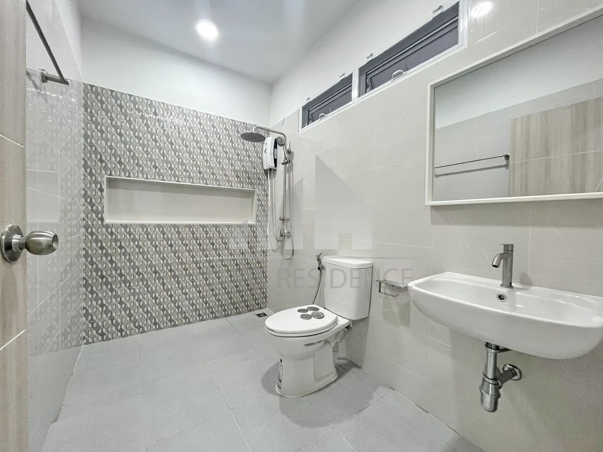 For RentHouseRatchadapisek, Huaikwang, Suttisan : HK0478♛ Rent *Detached house 3 bedrooms ⚝ Ratchada-Sutthisan ♜MRT Sutthisan ∞099-5919653,065-9423251▚Line@surreside