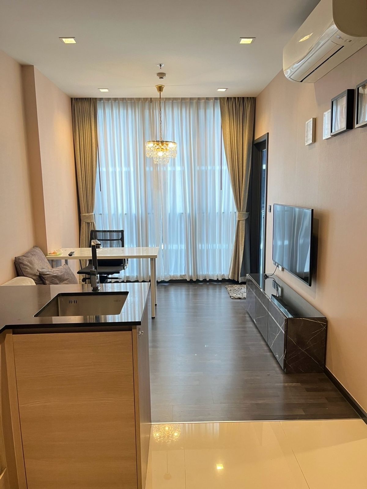 For RentCondoRama9, Petchburi, RCA : 🔆 Free 🔆The Line Asoke-Ratchada 1bedroom 1Bathroom 35SQ.M. Beautiful room, clean and ready to move in.