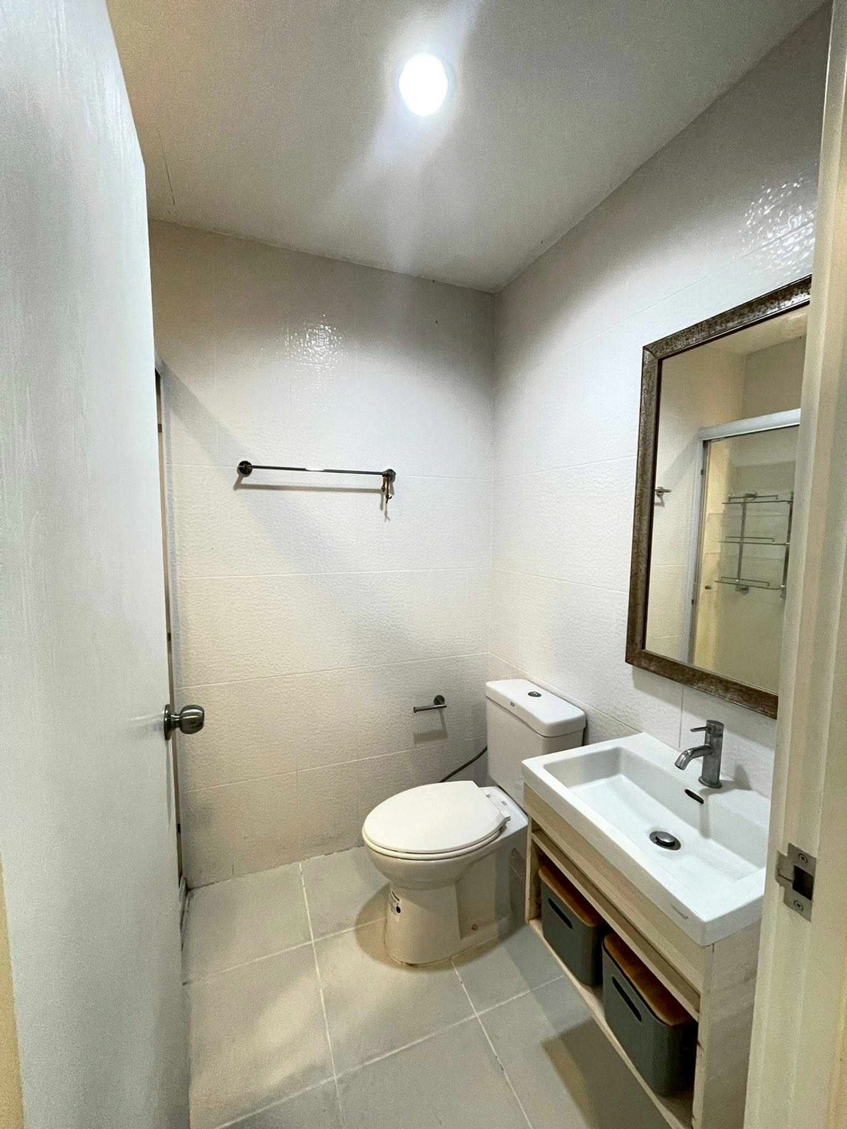 ให้เช่าคอนโดปิ่นเกล้า จรัญสนิทวงศ์ : 🔥ให้เช่า ธนา แอสโทเรีย🔥mrt บางยี่ขัน 250m🚆