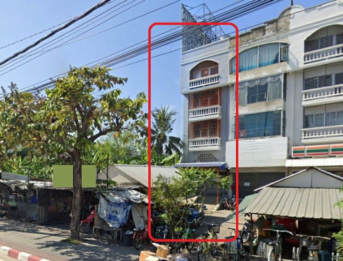 ให้เช่าอาคารพาณิชย์ลาดกระบัง สุวรรณภูมิ : ม.พระจอมลาดกระบัง 4.2กม.เดอะ พาซิโอ มอลล์ 2.2 กม. 5นอน ให้เช่า 4.5ชั้น 23 ตร.วา. 380ตรม ริมถนน ร่มเกล้า ARLลาดกระบัง900ม. สุวรรณภูมิ