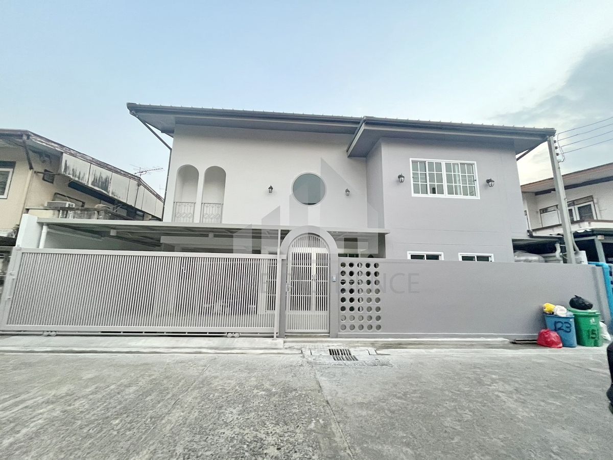For RentHouseRatchadapisek, Huaikwang, Suttisan : HK0478♛ Rent *Detached house 3 bedrooms ⚝ Ratchada-Sutthisan ♜MRT Sutthisan ∞099-5919653,065-9423251▚Line@surreside