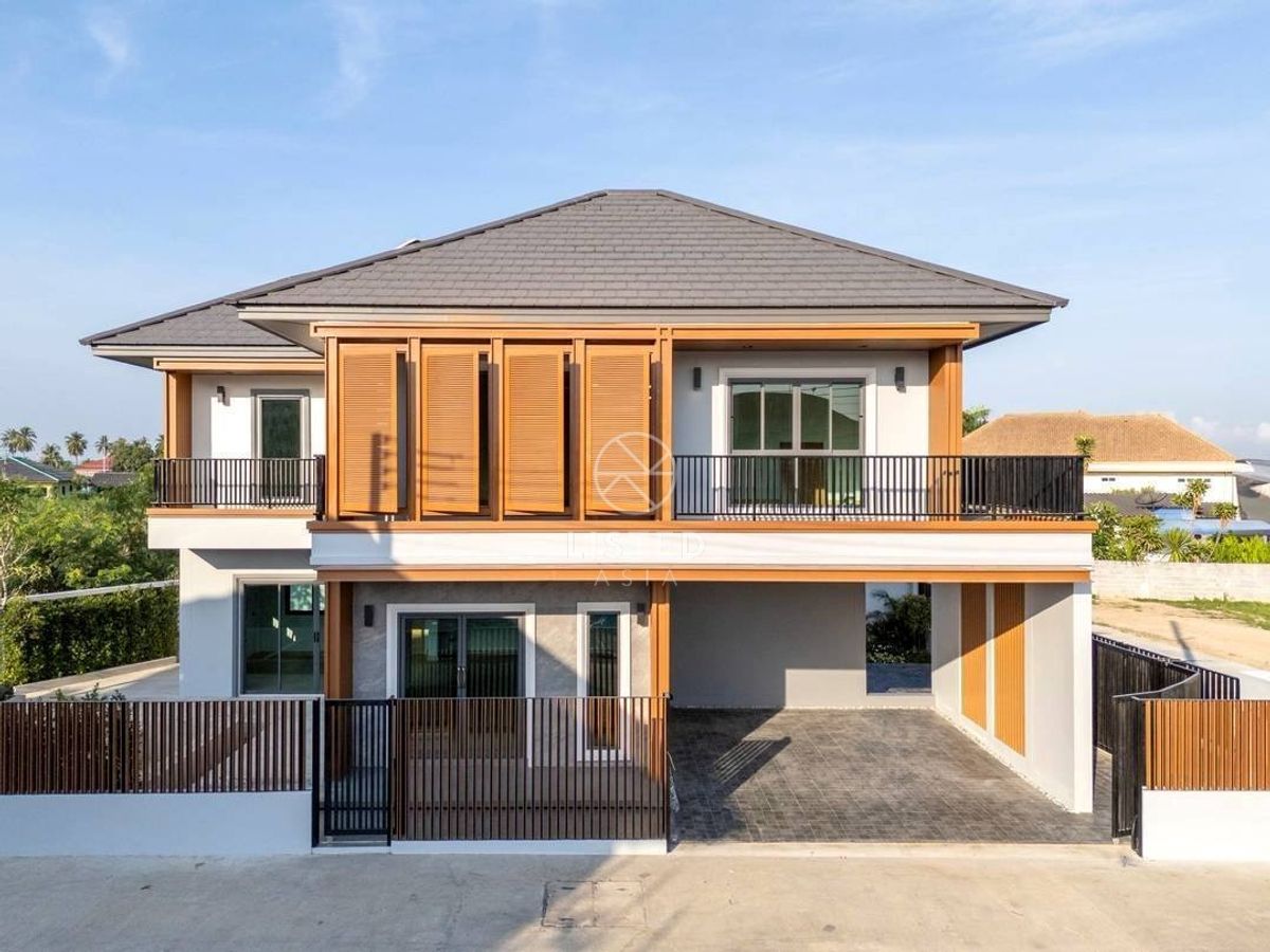 ขายบ้านพัทยา บางแสน ชลบุรี สัตหีบ : Modern Tropical House in Mabprachan For Sale