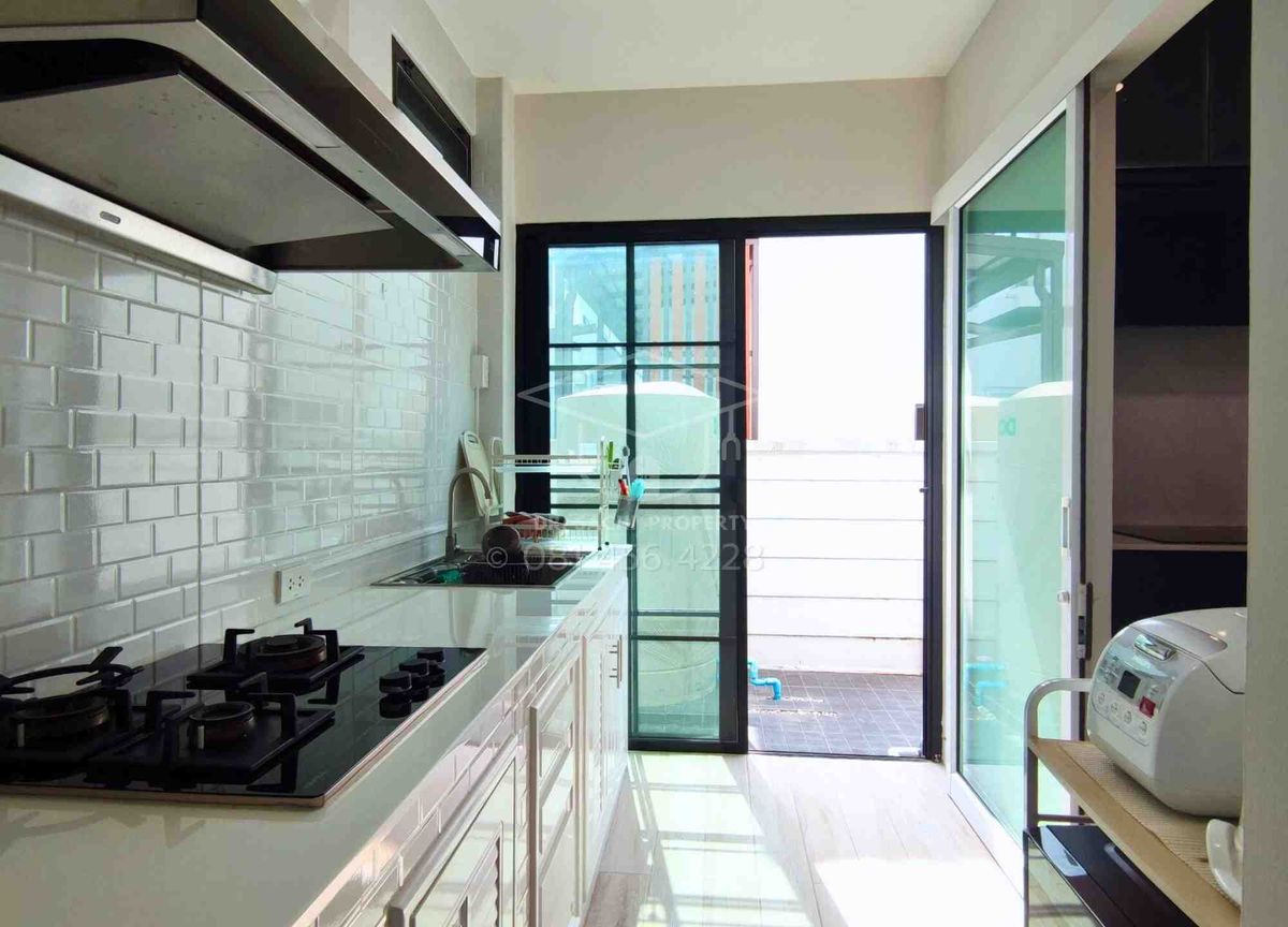 For SaleHouseChiang Rai : House for sale, Nirat Chiang Rai, beautifully decorated in Modern Lanna style