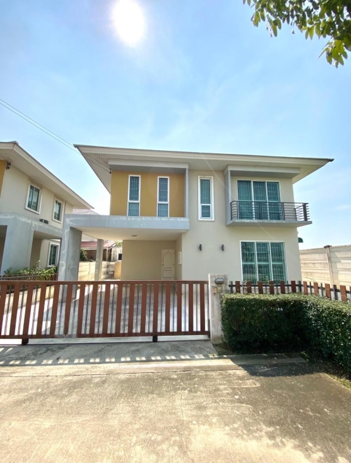 บ้านพุทธมณฑล ศาลายา : ขาย/ให้เช่า บ้านเดี่ยว 3 ห้องนอน 3 ห้องน้ำ เนื้อที่กว้างใหญ่ 64.7 ตรว 🏡โครงการ Diamond Vill Salaya ไดมอนด์วิลล์ ศาลายา 