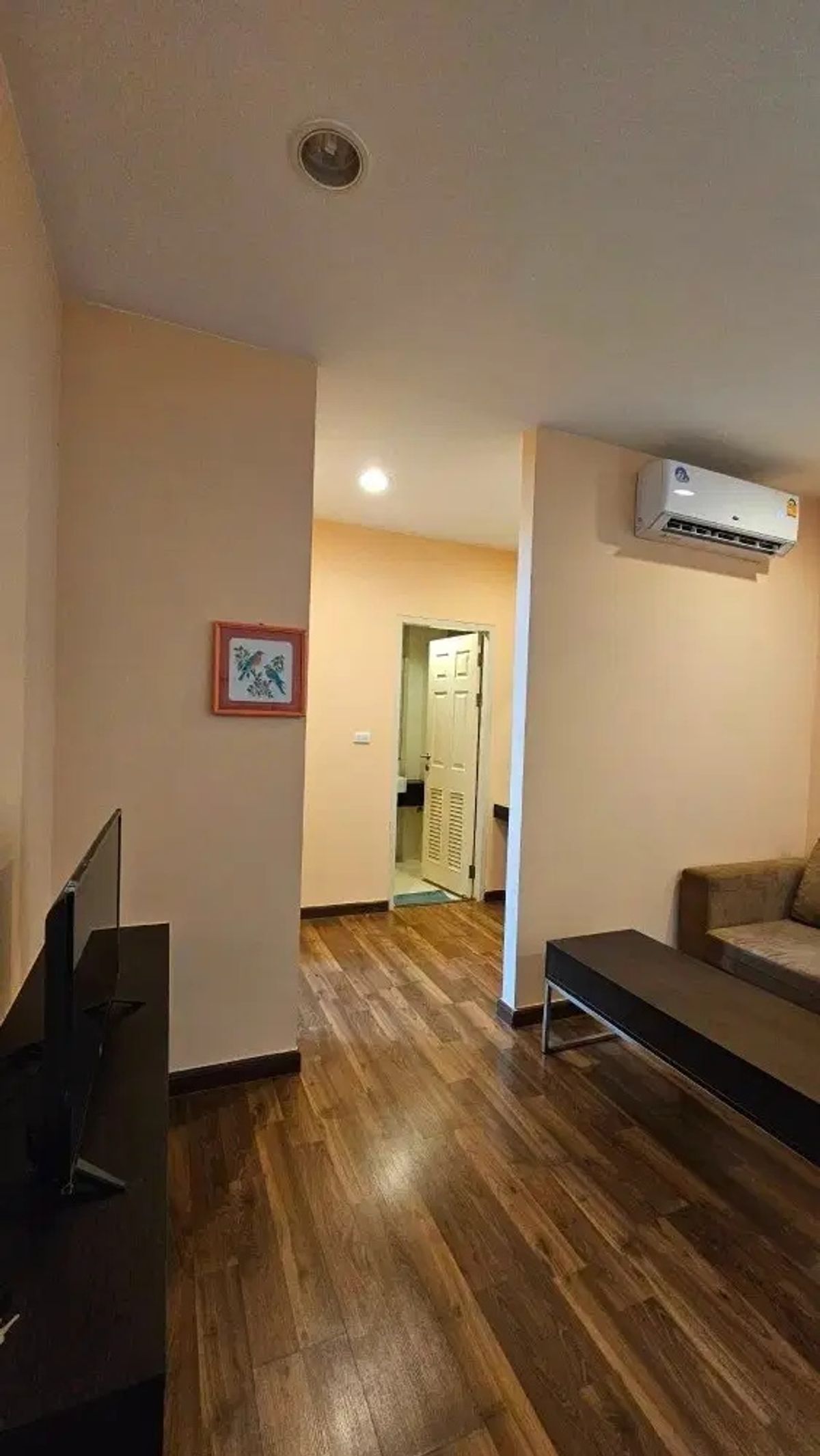 For SaleCondoRatchathewi,Phayathai : CHATHAI RAJCHAPRARON 60 SQ.M.Lase Add Line ID @806QPHGN O8415O5483