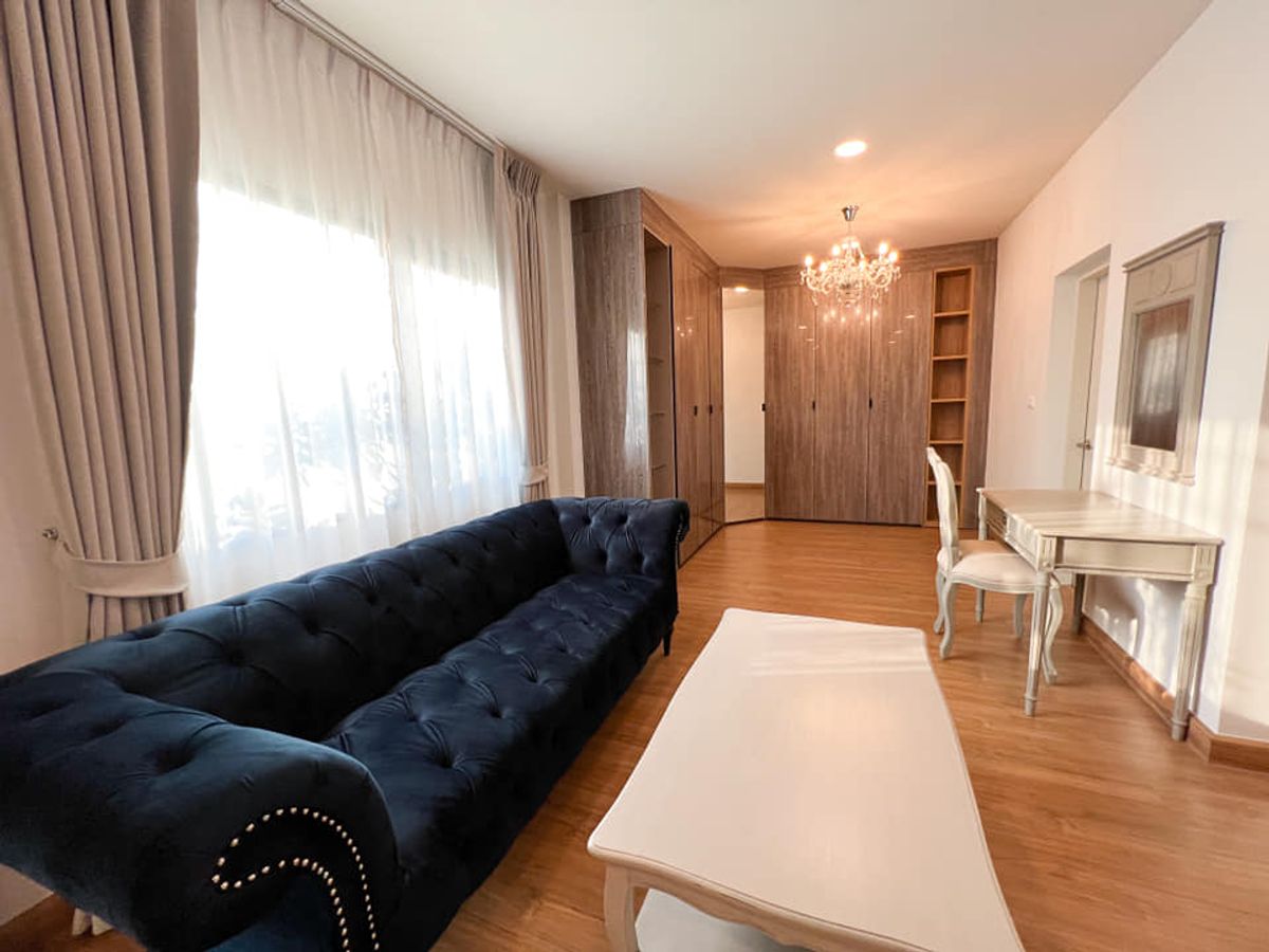 For RentHouseBangna, Bearing, Lasalle : 2 -storey detached house for rent, Bangna, luxury house, near Mega Bangna, convenient to travel near the expressway and international