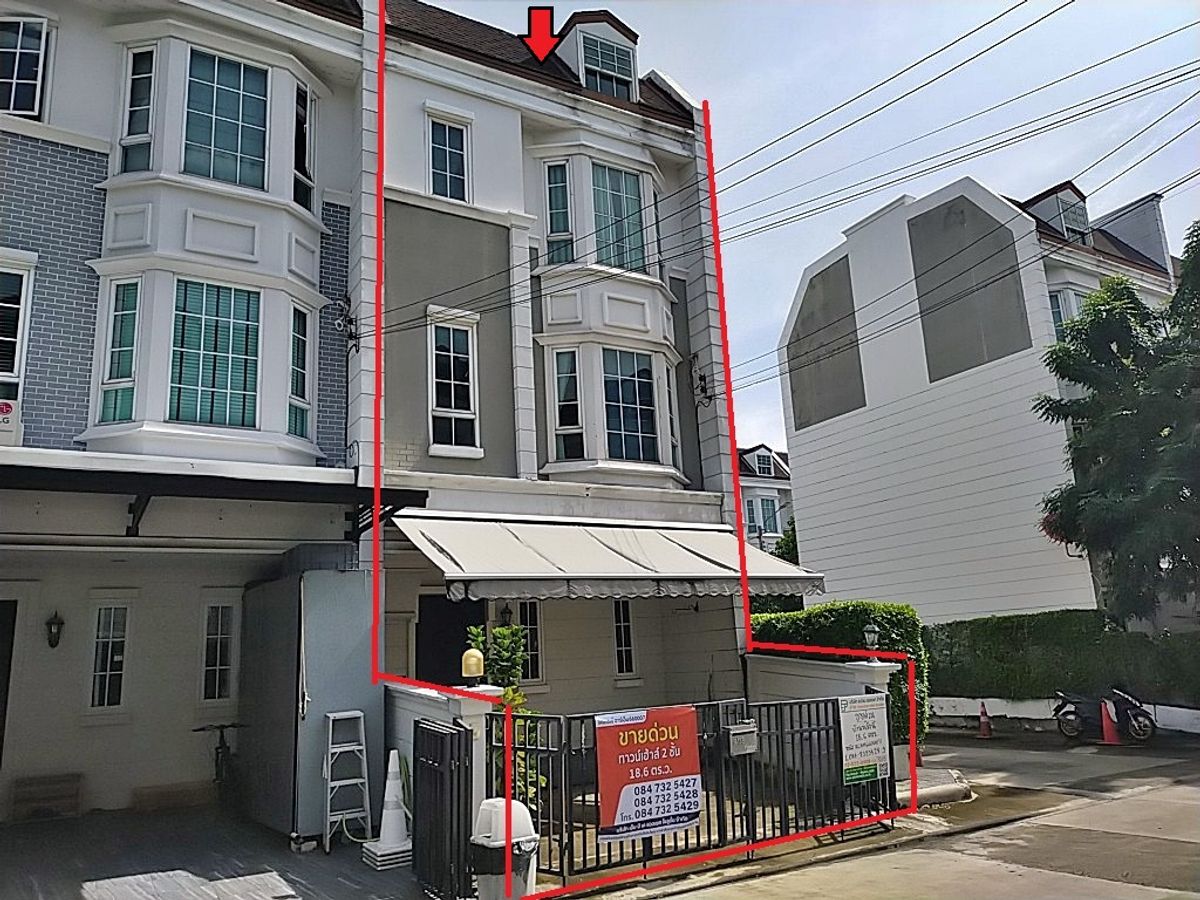 For SaleTownhomePattanakan, Srinakarin : 3 -story townhome, 3 bedrooms, 3 bathrooms, width 5.7 meters, facing the south