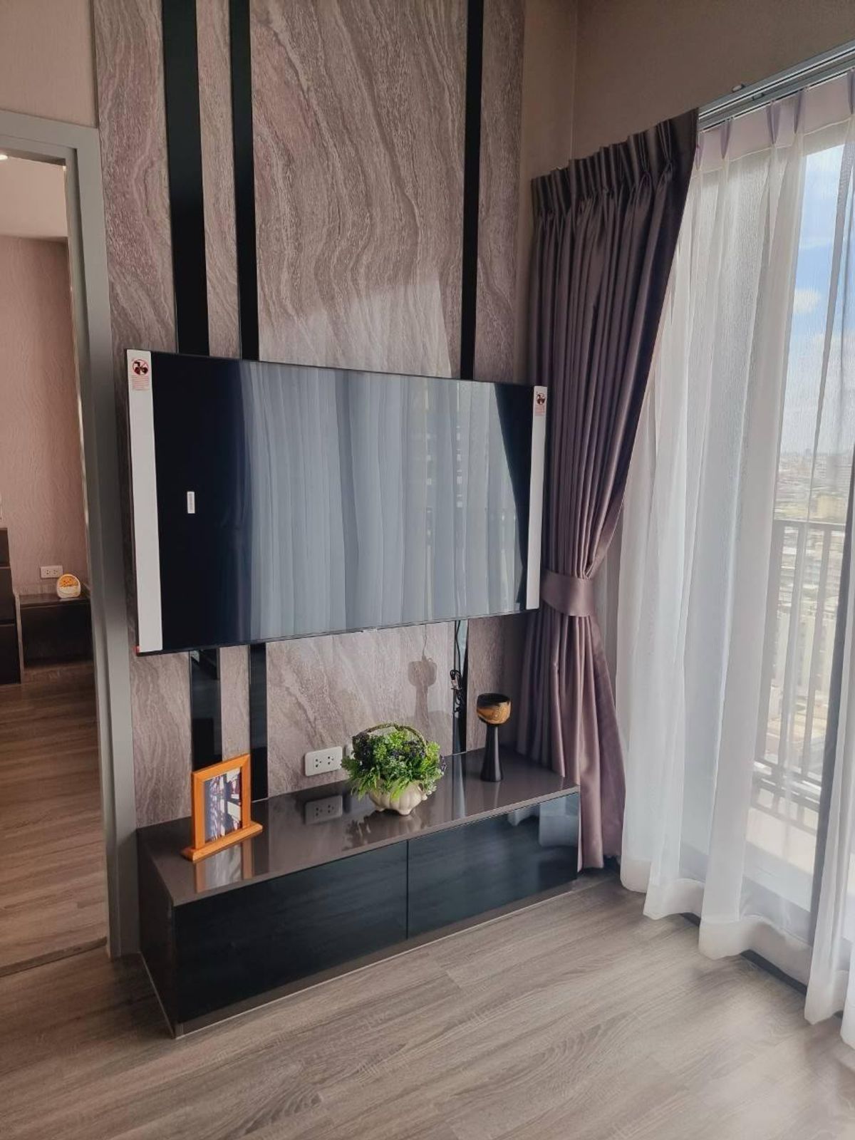 ให้เช่าคอนโดสยาม จุฬา สามย่าน : Ideo Chula Samyan【𝐑𝐄𝐍𝐓】🔥สไตล์โมเดิร์นสุดเท่ ใจกลางสามย่าน บิ้วอินครบครัน เหมาะกับชีวิตคนเมือง🔥 ติดต่อไลน์ไอดี: @hacondo