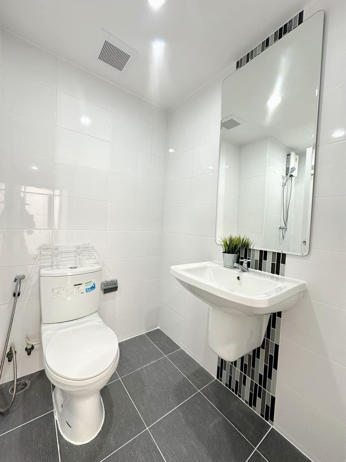 For SaleCondoBangna, Bearing, Lasalle : Condo for sale, The Nicho Mono Bangna, near BTS Bangna. Interested in negotiating @condobkk (with @) Code H32937