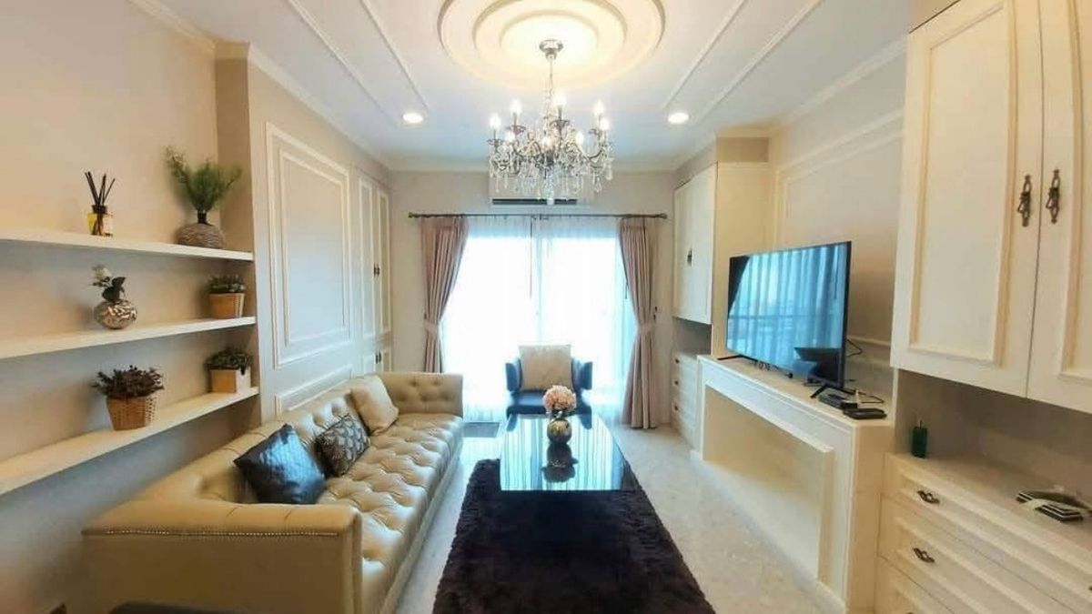 For RentCondoSukhumvit, Asoke, Thonglor : 📍 The Crest Sukhumvit 34. Beautiful room. There are many rooms, good locations, high floor, beautiful view, complete furniture. Complete electrical appliances (special price)
