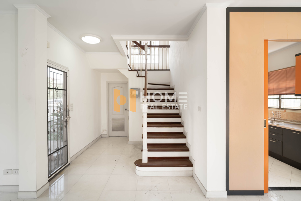 ขายบ้านมีนบุรี-ร่มเกล้า : บ้านทิศมงคล ✨ พาร์คเวย์ ชาเล่ต์ รามคำแหง / 3 ห้องนอน (ขาย), Parkway Chalet Ramkhamhaeng / 3 Bedrooms (FOR SALE) AA291