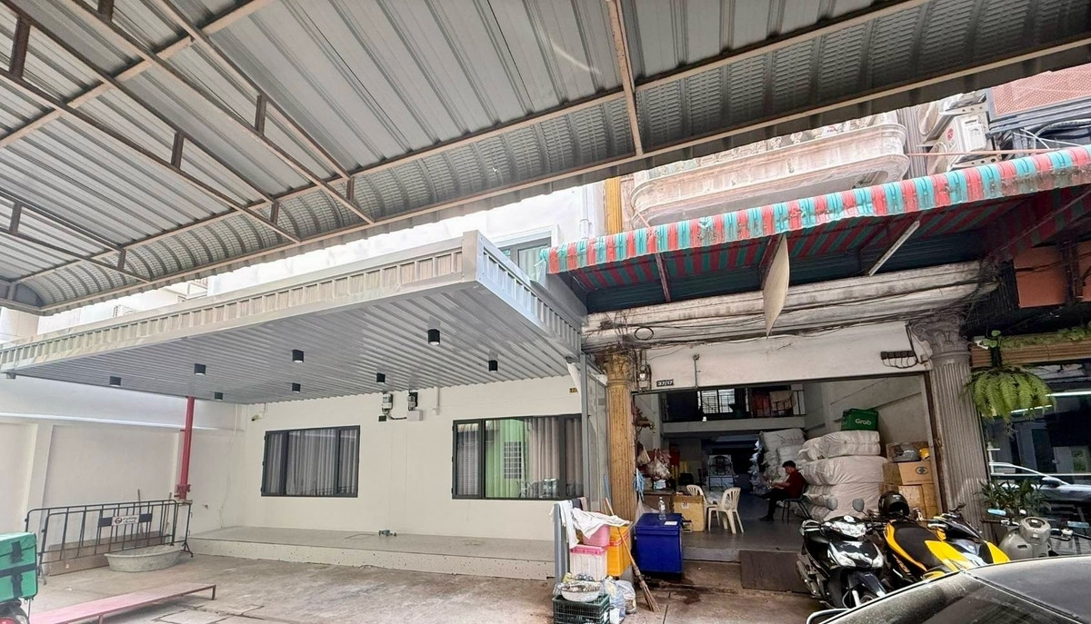 ขายอาคารพาณิชย์ราชเทวี พญาไท : เจ้าของขายด่วน อาคารพาณิชย์ ทำเลประตูน้ำ ซอยเพชรบุรี17 ใกล้สถานีรถไฟฟ้าสายสีส้มประตูน้ำ