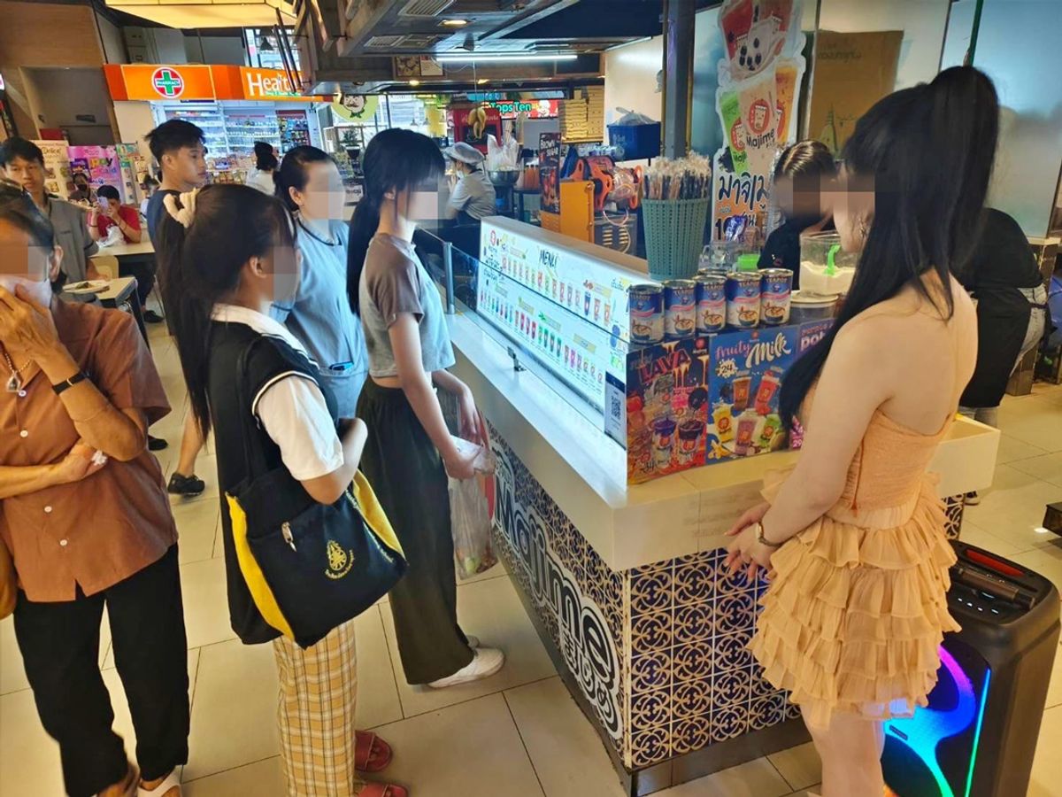 เซ้งร้านค้า/ตลาดนัดอ่อนนุช อุดมสุข : เซ้งร้านชานมไข่มุก เอกมัย Gateway Ekkamai  เพียง 150,000 บ พร้อมอุปกรณ์ครบ
