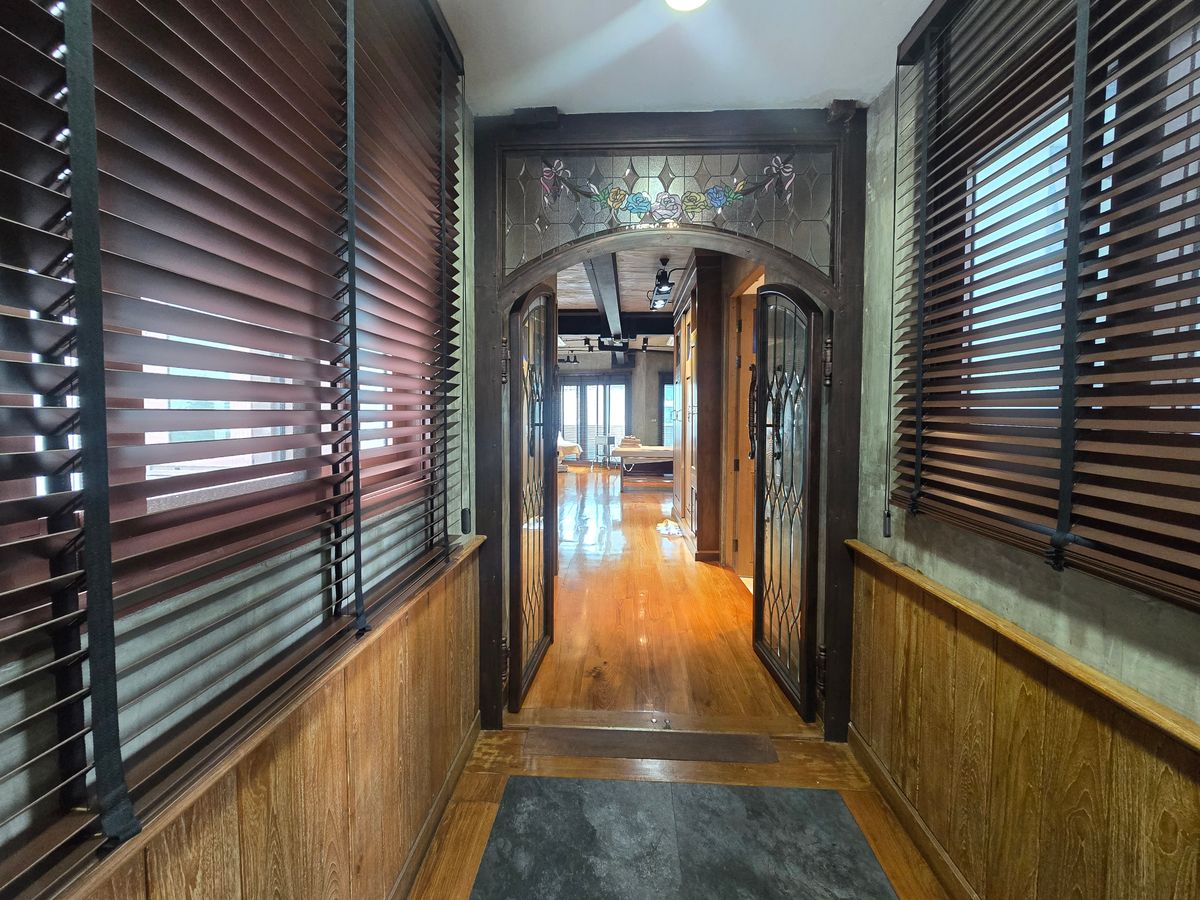 For SaleShop HouseKasetsart, Ratchayothin : Building / selling beauty clinic, MRT Lat Phrao, Ratchadaphisek Road, size 60 sq.m., 5 floors