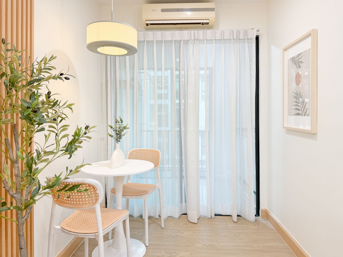 For SaleCondoBangna, Bearing, Lasalle : Condo for sale, I Condo Sukhumvit 105, near BTS, bearing. Interested in negotiating @condobkk (with @) Code H32933