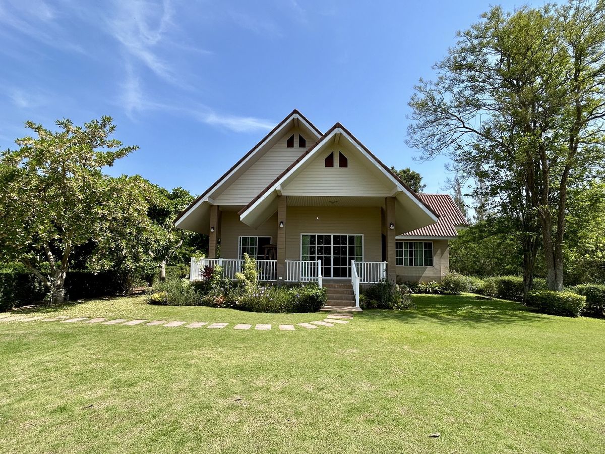 For SaleHousePak Chong KhaoYai : House for sale in Phu Chandra, Khao Yai, the cheapest price in the project Good weather