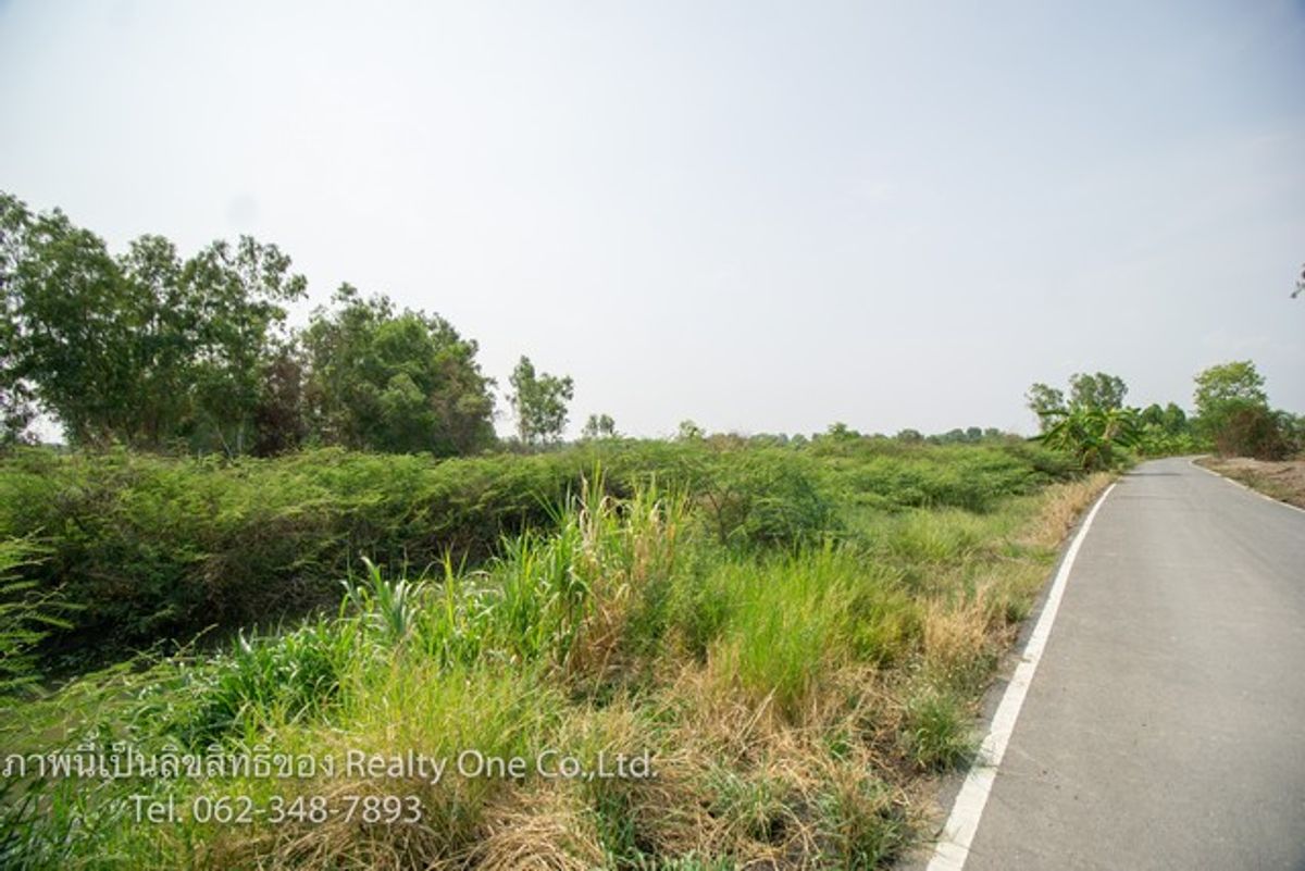 For SaleLandNakhon Nayok : Land for sale in Soi Chimplee, Ban Phrao Subdistrict, Ban Na District, Nakhon Nayok Province, near Rangsit-Nakhon Nayok Road