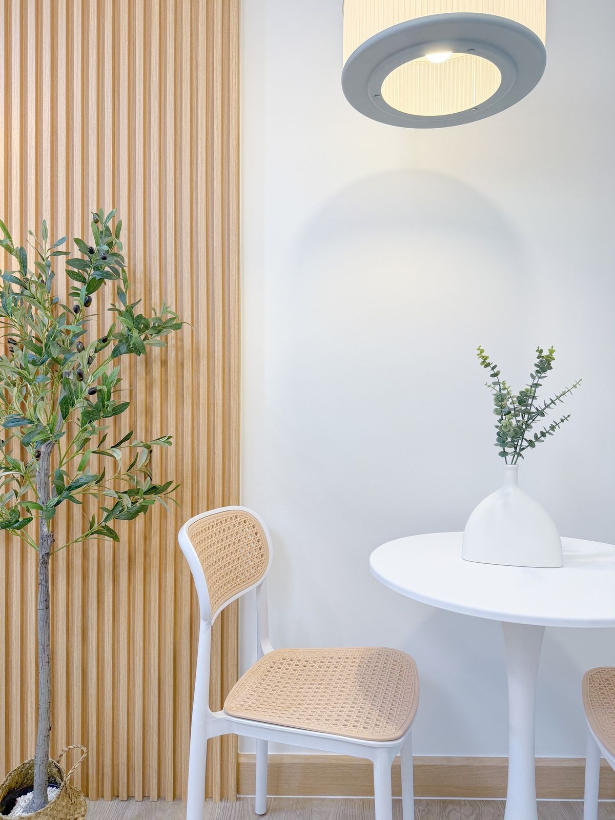 For SaleCondoBangna, Bearing, Lasalle : Condo for sale, I Condo Sukhumvit 105, near BTS, bearing. Interested in negotiating @condobkk (with @) Code H32933