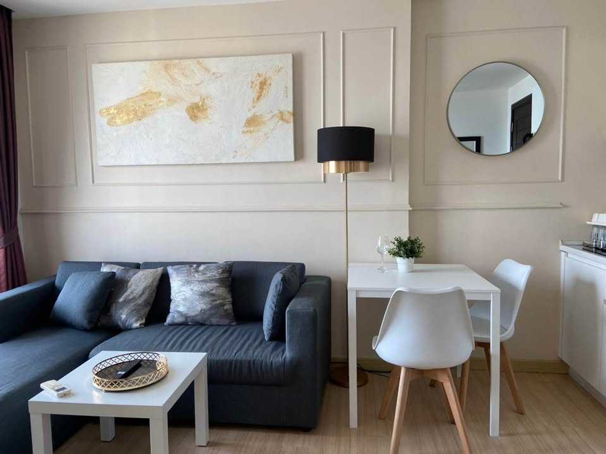 ให้เช่าคอนโดพระราม 9 เพชรบุรีตัดใหม่ RCA : ✨ GT15859 | คอนโด Thru Thonglor ห้องสวย เฟอร์นิเจอร์ครบ พร้อมเช่าอยู่