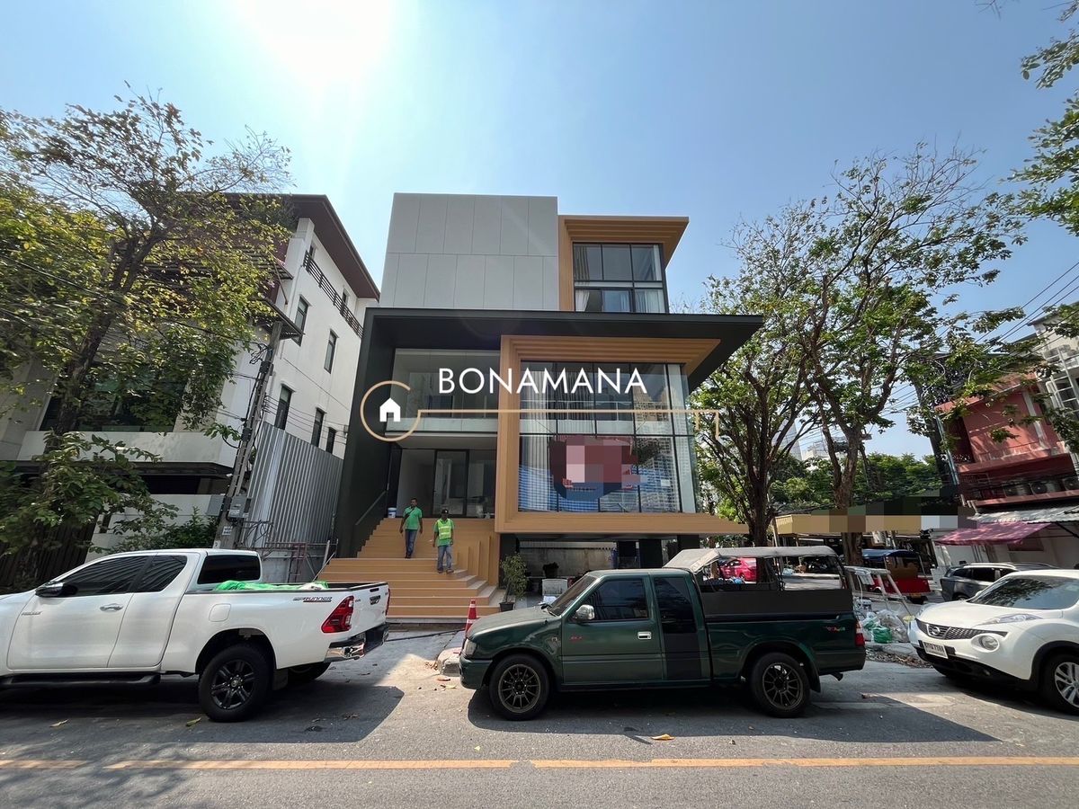 ให้เช่าร้านค้า/ตลาดนัดสาทร นราธิวาส : ให้เช่าพื้นที่ธุรกิจ นราธิวาส/สาทร (BTS ช่องนนทรี 950m)