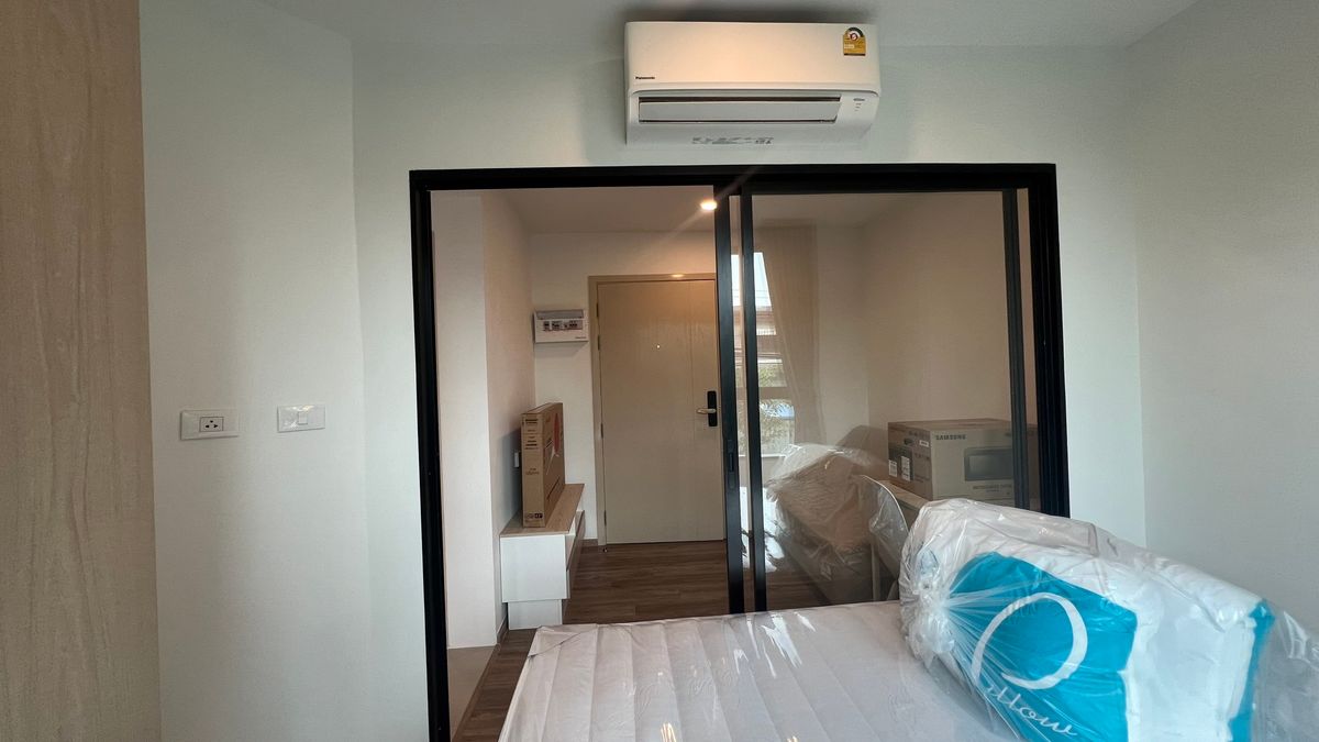 For RentCondoRathburana, Suksawat : ** Not accept Co Agents and foreigners ** 🔥 Urgent rent 🔥 Condo Flexi suksawat, only 10,000 baht/month, good location, complete facilities There are many rooms to choose from.