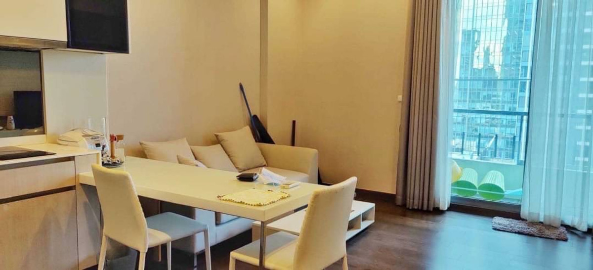 For RentCondoRama9, Petchburi, RCA : !! Beautiful room for rent a condo Q asoke near MRT Phetchaburi