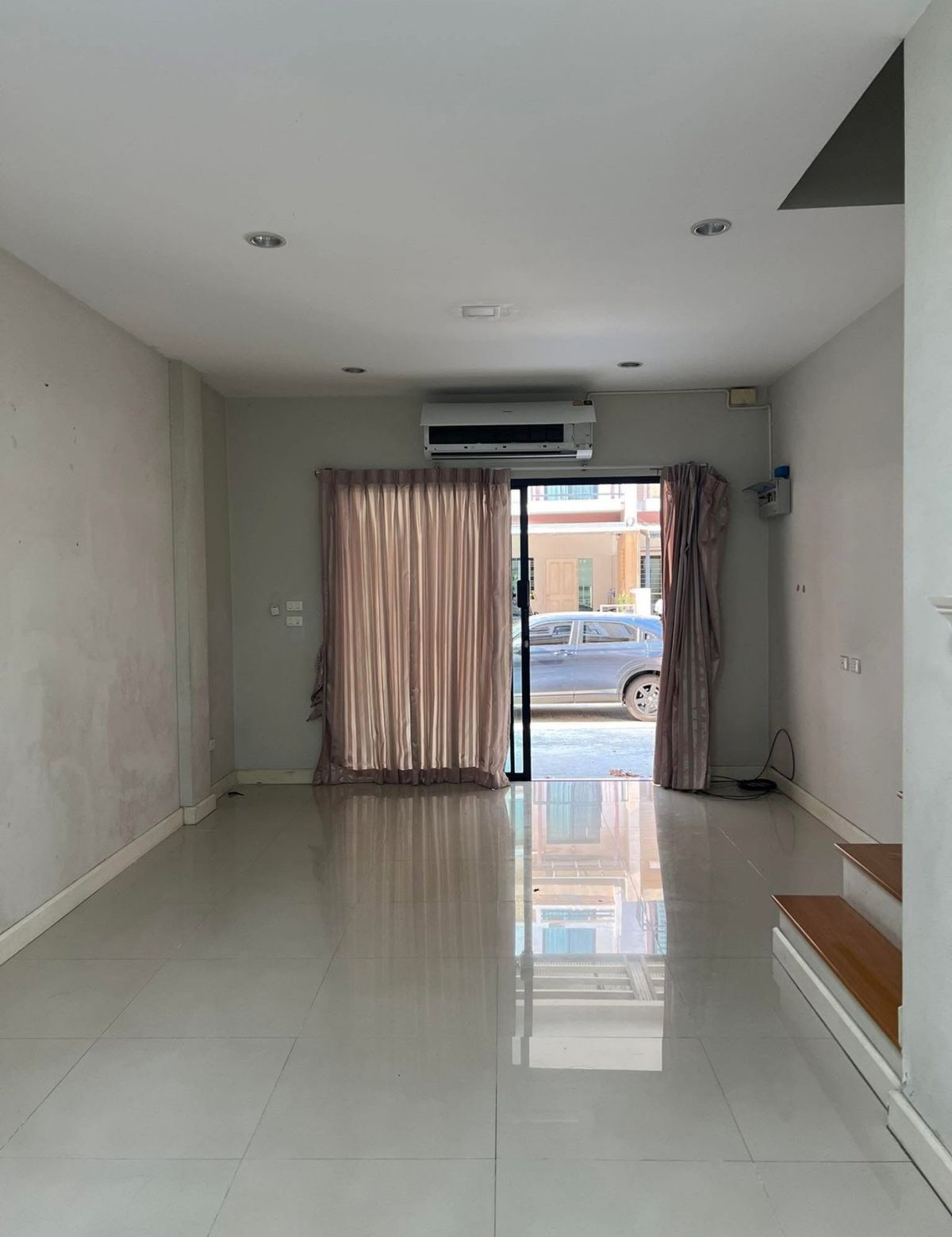 ให้เช่าทาวน์โฮมลาดพร้าว101 แฮปปี้แลนด์ : ให้เช่าหมู่บ้าน Timehome หัวหมาก 21