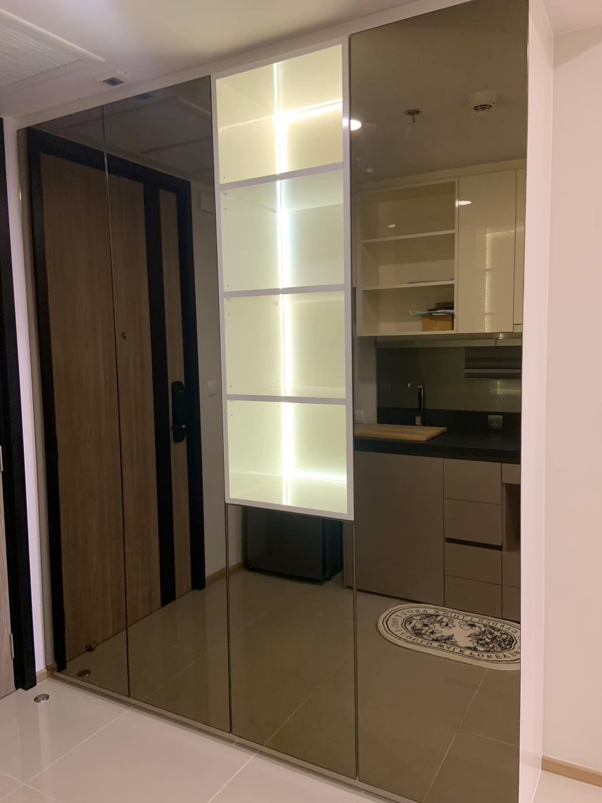 For SaleCondoSukhumvit, Asoke, Thonglor : Condo OKA HAUS Sukhumvit 36, beautiful room, complete furniture