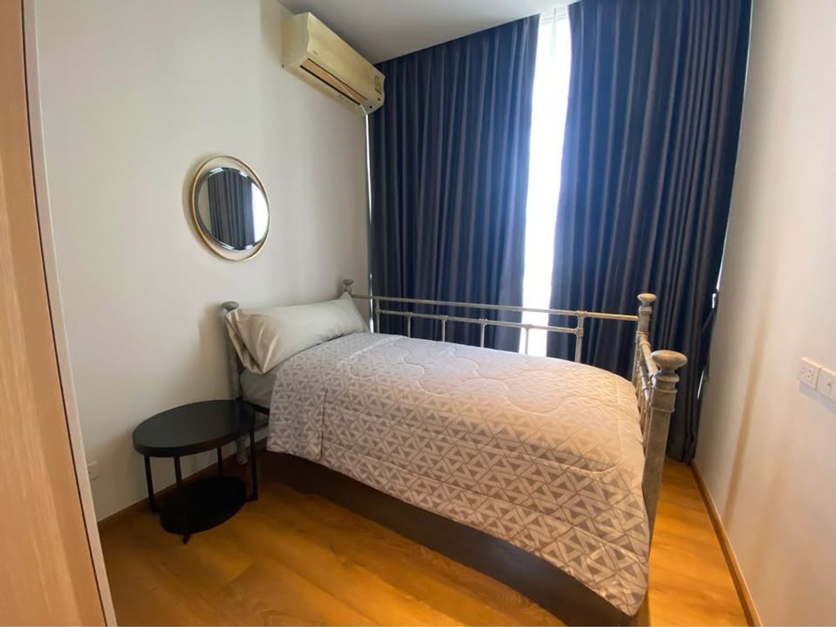 ให้เช่าคอนโดสุขุมวิท อโศก ทองหล่อ : คอนโด Park 24 ห้องสวย เฟอร์นิเจอร์ครบ พร้อมเช่าอยู่