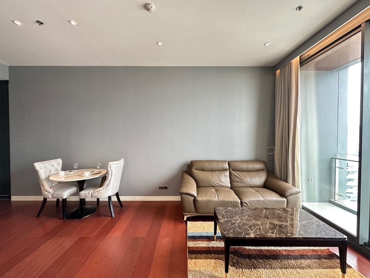 For RentCondoSukhumvit, Asoke, Thonglor : 💖Khun by Yoo ✅Best Price