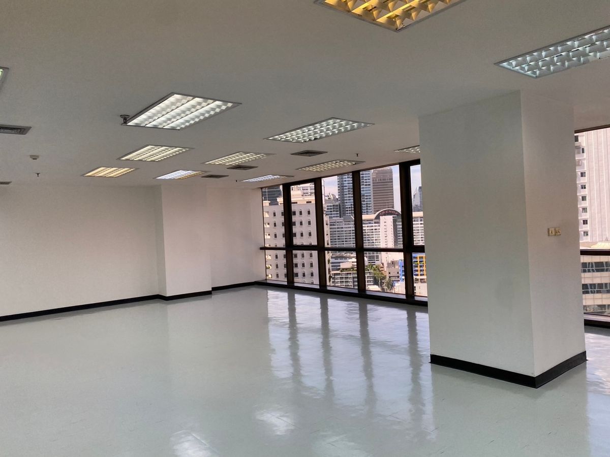 For RentOfficeSukhumvit, Asoke, Thonglor : Asoke Location Good Office for Rent 77 sq.m., 16th floor, beautiful view, good price 650 baht/sq.m.