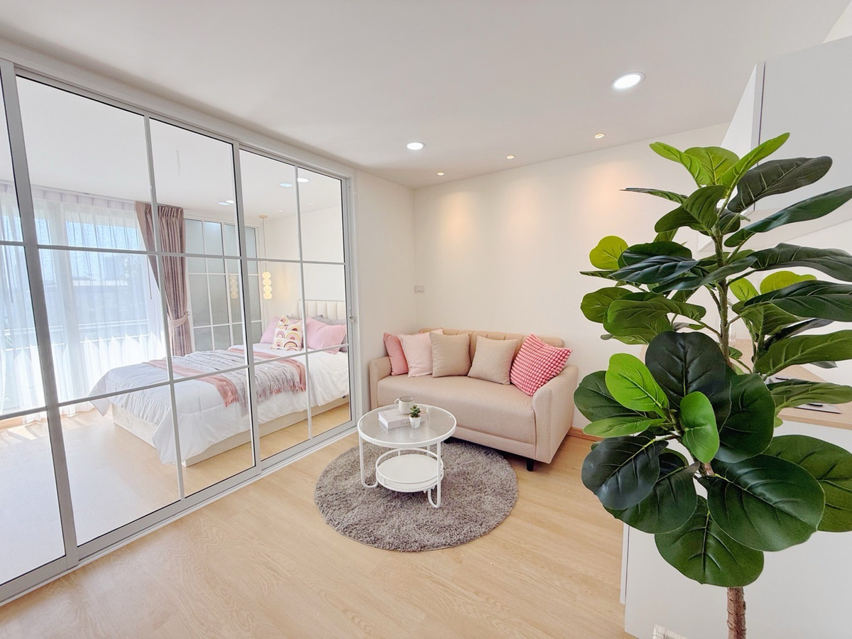 For SaleCondoLadprao101, Happy Land, The Mall Bang Kapi : City Villa Condo near BTS Lat Phrao 101, only 400 meters.