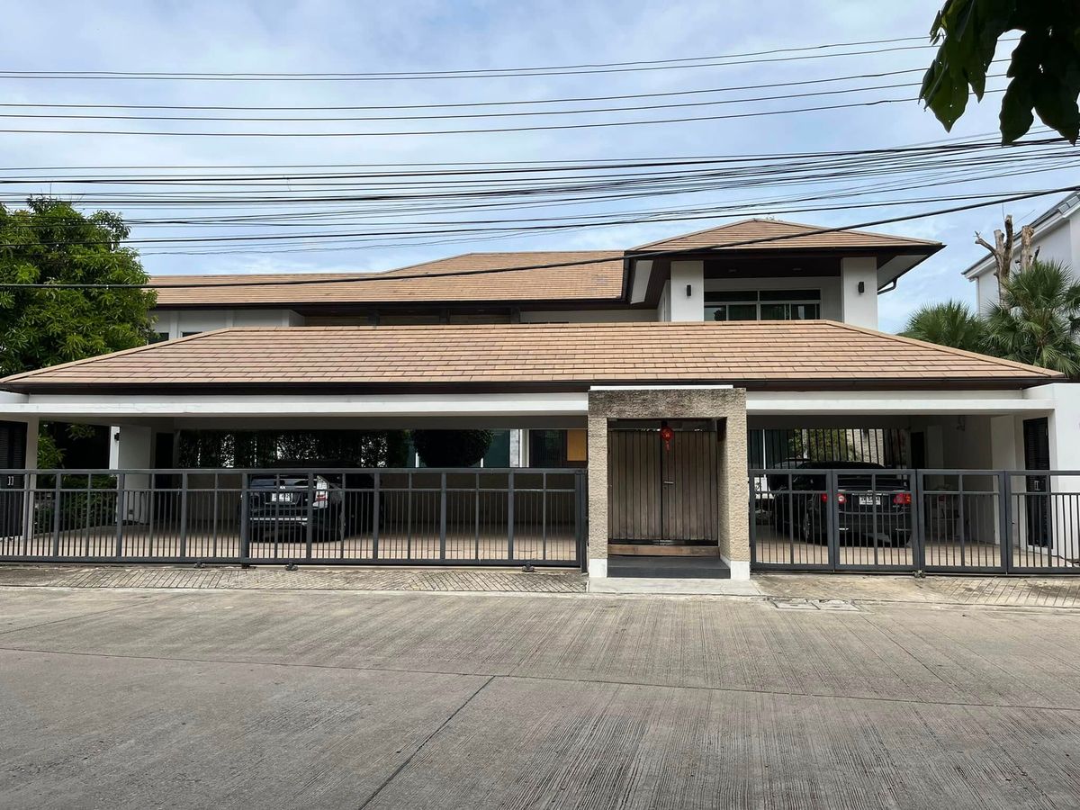 ขายบ้านโชคชัย4 ลาดพร้าว71 : 🔥 ขายด่วน! บ้านหรูหลังใหญ่ พร้อมสระว่ายน้ำส่วนตัว | Private Nirvana ลาดพร้าว 🔥