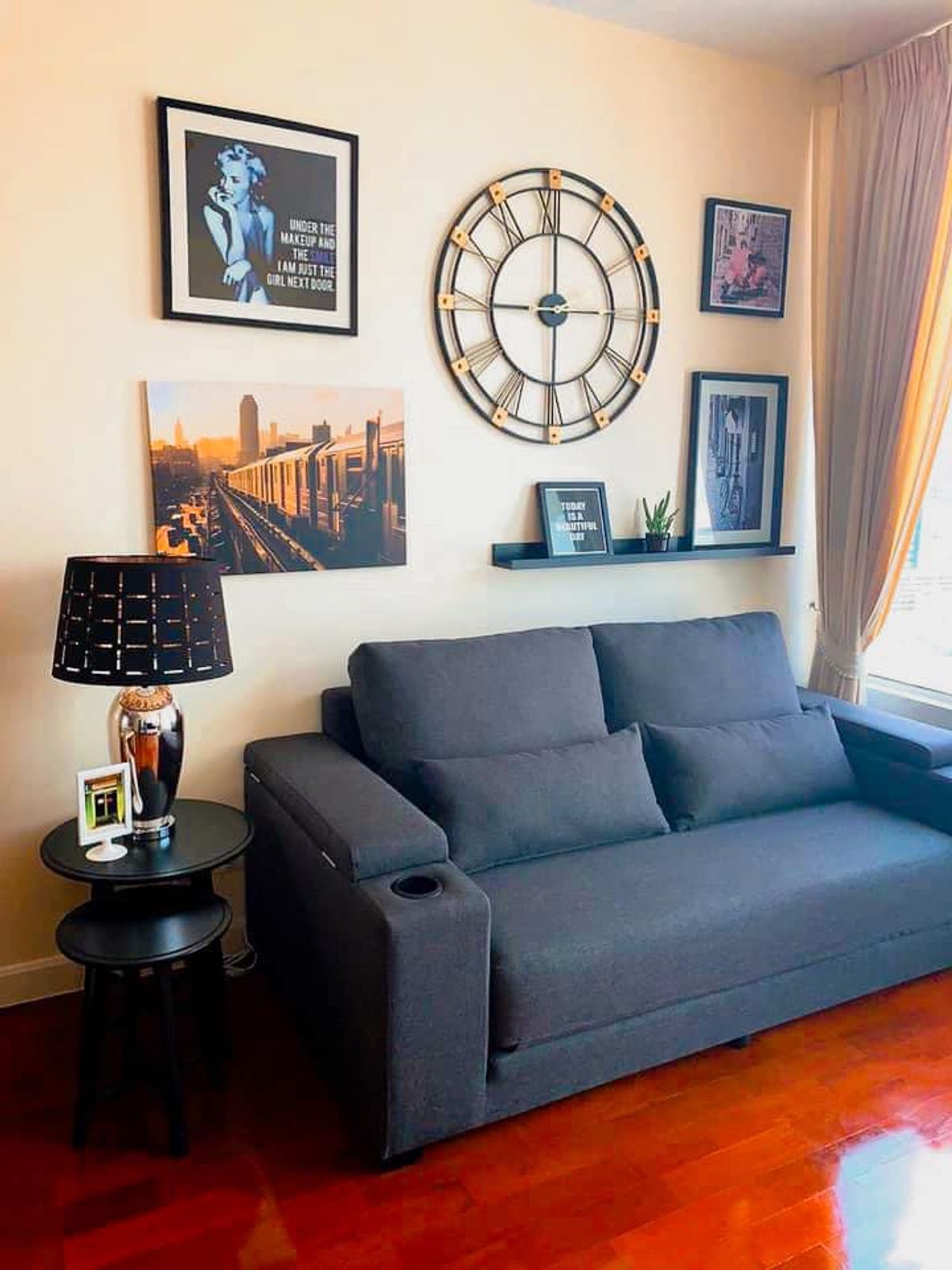 ให้เช่าคอนโดสุขุมวิท อโศก ทองหล่อ : คอนโด Siri Residence Sukhumvit 24 ห้องสวย เฟอร์นิเจอร์ครบ พร้อมเช่าอยู่